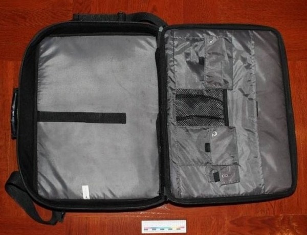 Более 88 тысяч долларов похитили двое подростков у родителей своих друзей