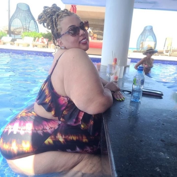 8 женщин с самыми большими ягодицами в мире 8 женщин с самыми большими ягодицами в мире