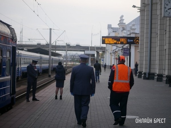 Якія змены ў раскладзе руху цягнікоў па станцыі «Брэст-Цэнтральны» чакаюць нас на пачатку кастрычніка? Якія змены ў раскладзе руху цягнікоў па станцыі «Брэст-Цэнтральны» чакаюць нас на пачатку кастрычніка?
