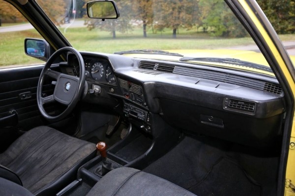 Купил BMW E21 за $500 и восстановил занедорого. Показываем, что получилось у белоруса Купил BMW E21 за $500 и восстановил занедорого. Показываем, что получилось у белоруса