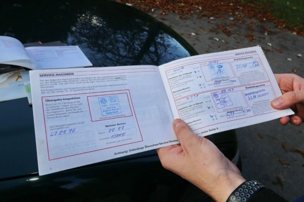 «Дедушка никого к машине не подпускал». История Audi A6 (С4), которая в семье белорусов уже 15 лет