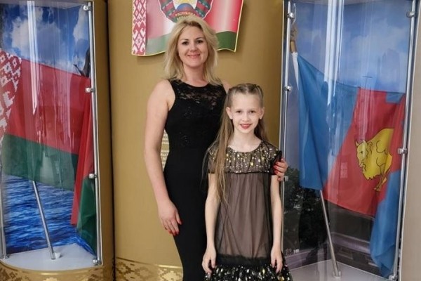 Голос для двух оркестров. Брестчанка успешно совмещает музыку и армию, а еще готовит к большой сцене талантливую ученицу Голос для двух оркестров. Брестчанка успешно совмещает музыку и армию, а еще готовит к большой сцене талантливую ученицу