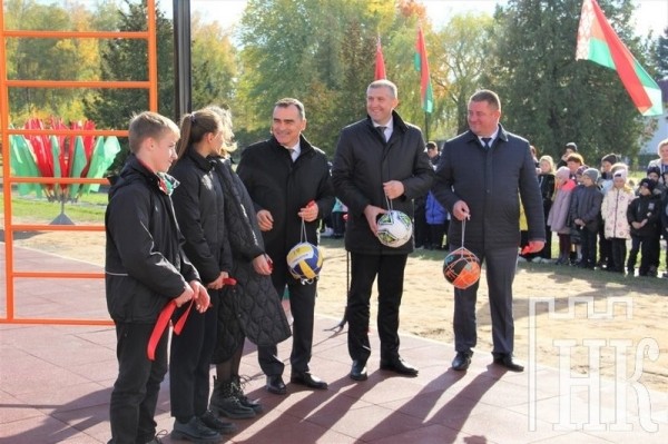 Воркаут-площадку открыли в Беловежском Воркаут-площадку открыли в Беловежском