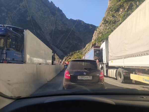 «Грузины заступались на дороге!» Пинчанин о путешествии в Грузию на Honda Сivic «Грузины заступались на дороге!» Пинчанин о путешествии в Грузию на Honda Сivic