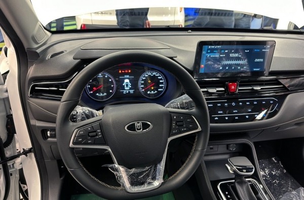 Названа цена нового российского кроссовера «Москвич» Названа цена нового российского кроссовера «Москвич»