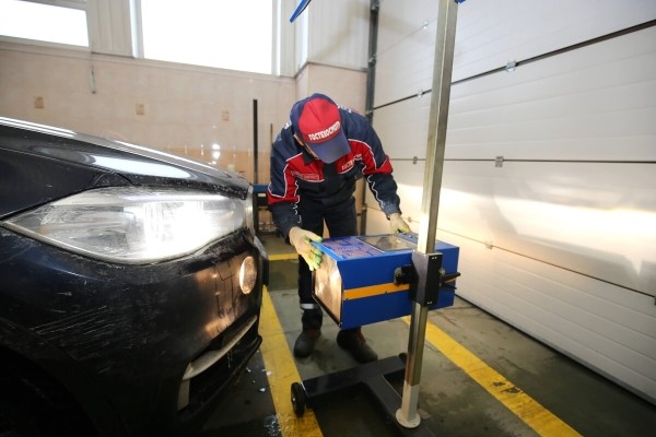 Нет катализатора — нет «дозвола». Как водители проходят техосмотр по новым правилам