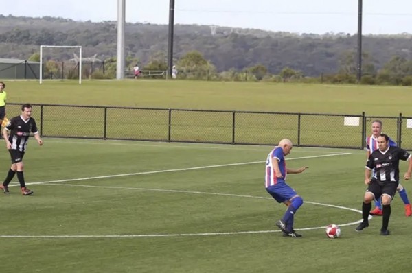 До скольки лет можно профессионально играть в футбол? Вы удивитесь