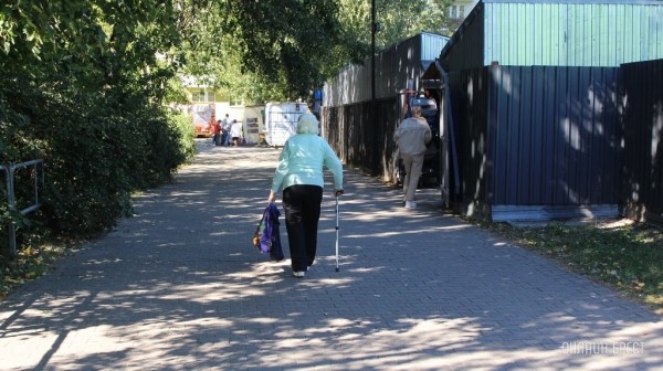 Кто чаще копит на вторую пенсию, рассказали в Минтруда