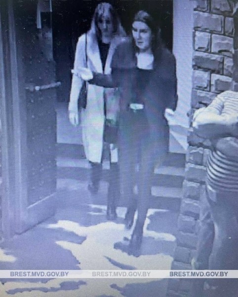 В Бресте милиция устанавливает личности девушек. Зачем? В Бресте милиция устанавливает личности девушек. Зачем?