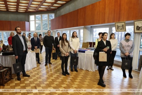Выставка уникальных изделий «Белхудожпромыслы» прошла в Бресте Выставка уникальных изделий «Белхудожпромыслы» прошла в Бресте