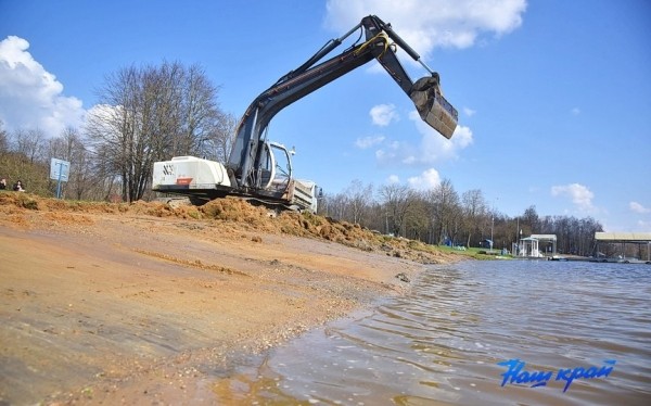 Пляжную зону расширяют в Барановичах на водохранилище Мышанка Пляжную зону расширяют в Барановичах на водохранилище Мышанка