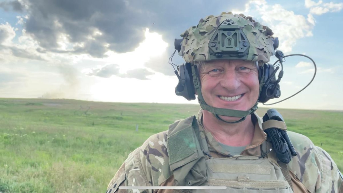 Валерий Сахащик призвал военных Беларуси объединиться в связи с военным мятежом в России