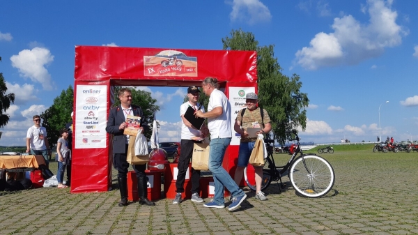 Белорус купил в США 27-летний мотоцикл BMW K1100 RS