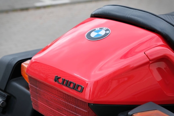 Белорус купил в США 27-летний мотоцикл BMW K1100 RS