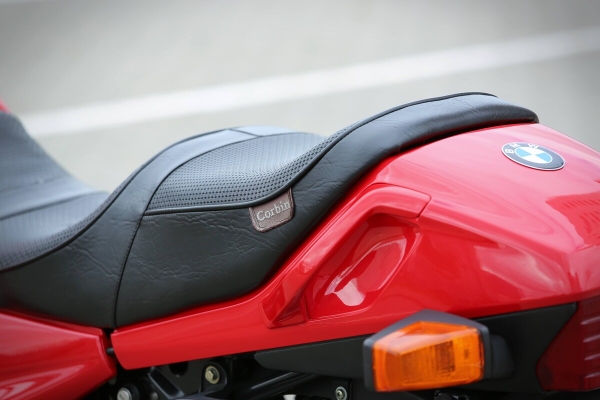 Белорус купил в США 27-летний мотоцикл BMW K1100 RS