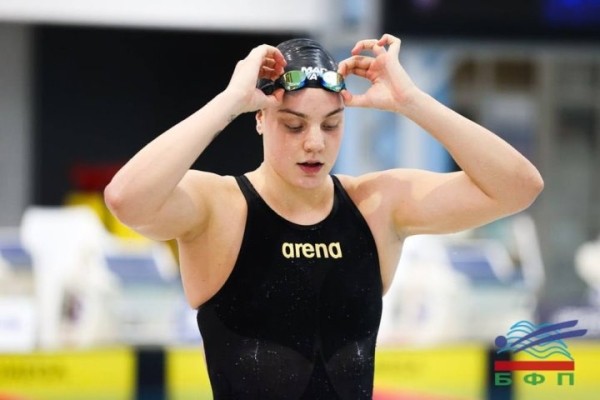 Брестчанка Анастасия Шкурдай победила в семи видах программы открытого Кубка Беларуси по плаванию Брестчанка Анастасия Шкурдай победила в семи видах программы открытого Кубка Беларуси по плаванию