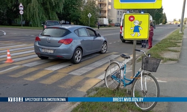 Автоледи в Барановичах сбила велосипедистку