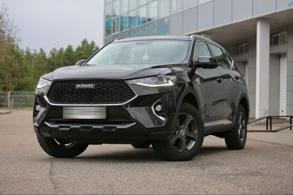 Белорусы, которые сменили белорусскую прописку на польскую, рассказали, в какую сумму обходится им обслуживание авто в соседней стране