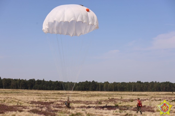 На базе 38-й Брестской отдельной десантно-штурмовой бригады проходит пятидневный сбор с офицерами-выпускниками На базе 38-й Брестской отдельной десантно-штурмовой бригады проходит пятидневный сбор с офицерами-выпускниками