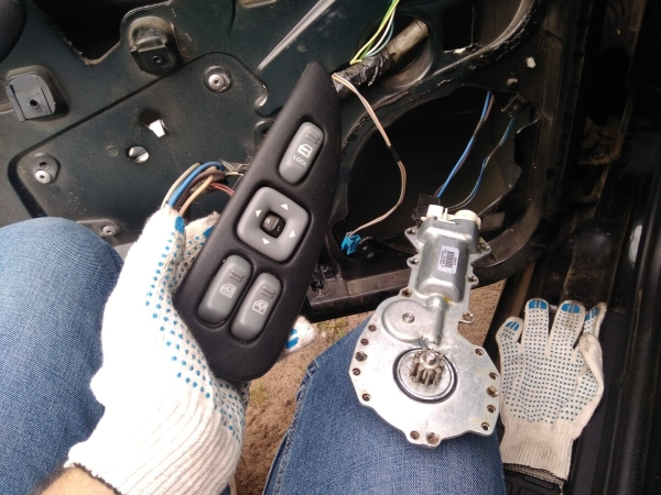 Показываем два редких Pontiac Firebird, которые есть в Беларуси Показываем два редких Pontiac Firebird, которые есть в Беларуси