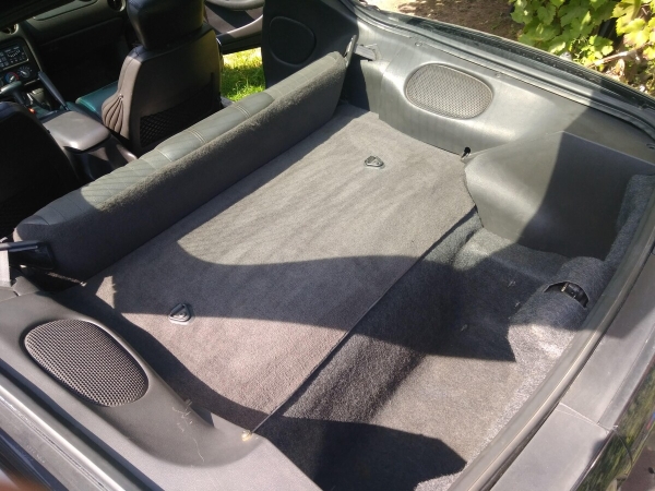 Показываем два редких Pontiac Firebird, которые есть в Беларуси Показываем два редких Pontiac Firebird, которые есть в Беларуси