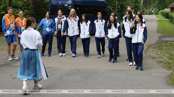 Участники II Игр стран СНГ приезжают в Беловежскую пущу насладиться природой и загадать желание
