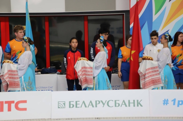 В Бресте состоялась торжественная церемония официального открытия соревнований по плаванию в программе II Игр стран СНГ