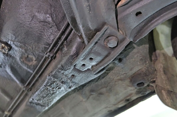 Volkswagen, не видевший зимы почти 20 лет! Отыскали идеальный Golf 1989 г. в., который точно не найти на «вторичке» Volkswagen, не видевший зимы почти 20 лет! Отыскали идеальный Golf 1989 г. в., который точно не найти на «вторичке»