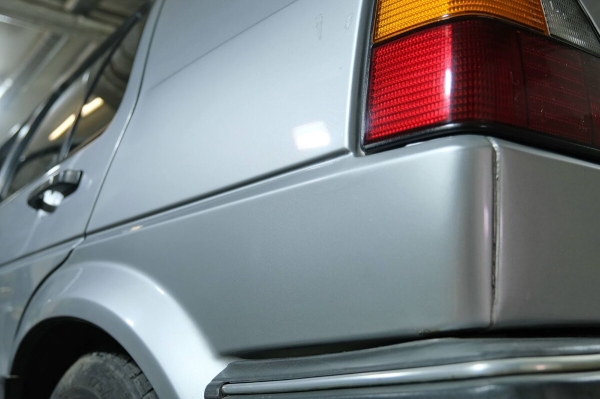 Volkswagen, не видевший зимы почти 20 лет! Отыскали идеальный Golf 1989 г. в., который точно не найти на «вторичке» Volkswagen, не видевший зимы почти 20 лет! Отыскали идеальный Golf 1989 г. в., который точно не найти на «вторичке»