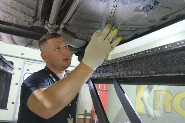 Volkswagen, не видевший зимы почти 20 лет! Отыскали идеальный Golf 1989 г. в., который точно не найти на «вторичке» Volkswagen, не видевший зимы почти 20 лет! Отыскали идеальный Golf 1989 г. в., который точно не найти на «вторичке»