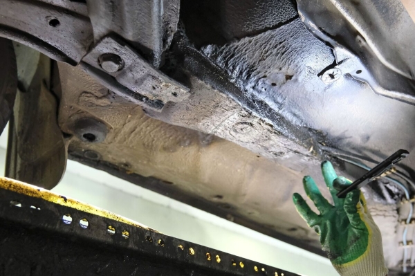 Volkswagen, не видевший зимы почти 20 лет! Отыскали идеальный Golf 1989 г. в., который точно не найти на «вторичке» Volkswagen, не видевший зимы почти 20 лет! Отыскали идеальный Golf 1989 г. в., который точно не найти на «вторичке»