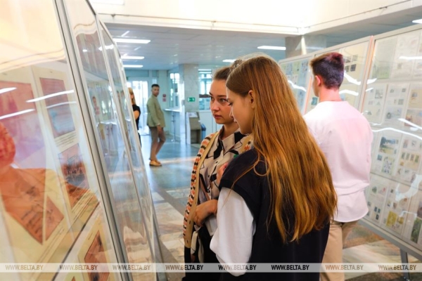Коллекции из семи стран представлены в Бресте на филателистической выставке для детей и молодежи Коллекции из семи стран представлены в Бресте на филателистической выставке для детей и молодежи