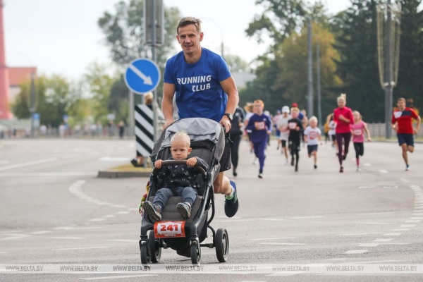 Около 500 взрослых и детей вышли на старт Берестейского забега