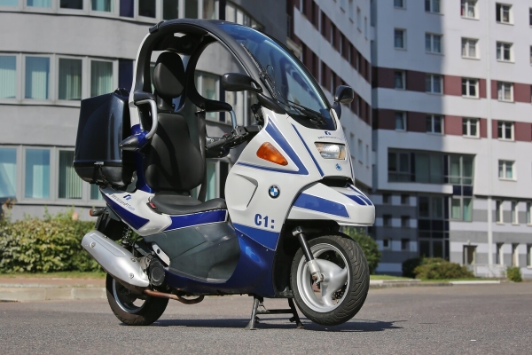 «Покупал за $2 200, но для меня — цены ему нет!» Белорус приобрёл редкий скутер BMW C1