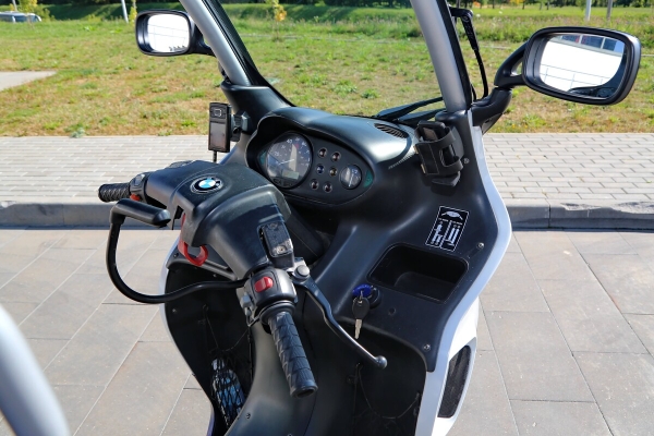 «Покупал за $2 200, но для меня — цены ему нет!» Белорус приобрёл редкий скутер BMW C1