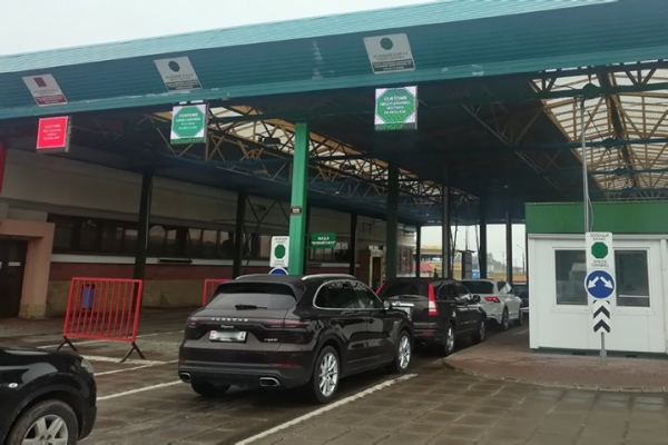 Ввозил и продавал авто из Европы, растаможивая через льготников. Что теперь грозит? Ввозил и продавал авто из Европы, растаможивая через льготников. Что теперь грозит?