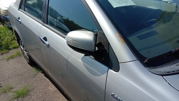 МВД выставило на продажу служебные Geely SC7 и другие авто. Вот какие ценники