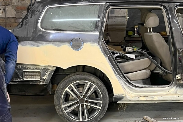 Парень реанимировал автомобильный «труп». На восстановление Passat B6 ушло $1300 Парень реанимировал автомобильный «труп». На восстановление Passat B6 ушло $1300