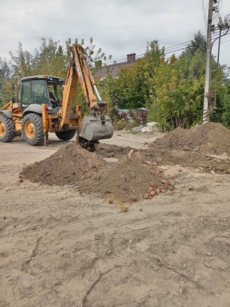 Раскопки в центре Бреста на участке бывшего «Прибужского квартала» Раскопки в центре Бреста на участке бывшего «Прибужского квартала»