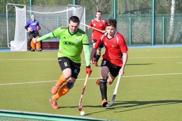 «Строитель» из Бреста впервые проиграл, но остается лидером чемпионата Беларуси по хоккею на траве