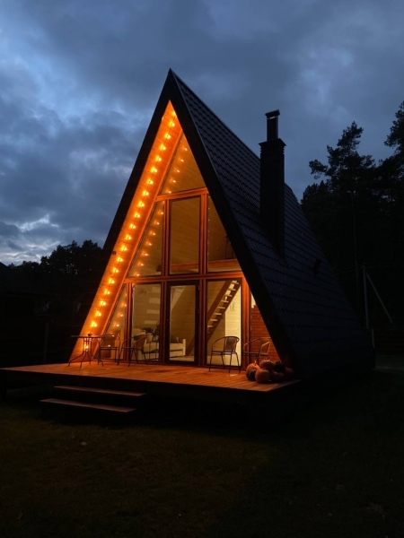 Тренд 2023 года! Треугольные домики в лесу, в которых обязательно стоит побывать! Тренд 2023 года! Треугольные домики в лесу, в которых обязательно стоит побывать!