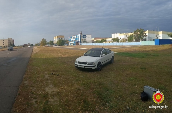 17-летний подросток угнал Volkswagen Passat, «чтобы покататься», но попал в ДТП 17-летний подросток угнал Volkswagen Passat, «чтобы покататься», но попал в ДТП