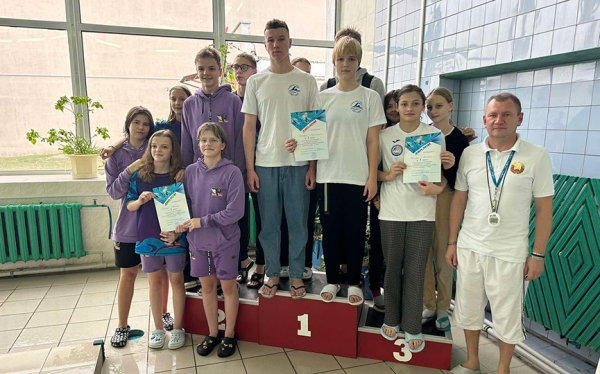 Барановичская команда пловцов вернулась из Пинска с триумфом