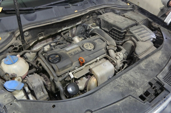 Белорус купил бензиновый VW Passat (B6) за $6 800. Проверили, стоил ли он своих денег