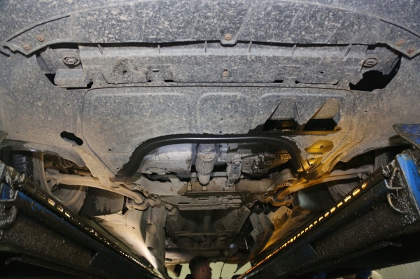 Белорус купил бензиновый VW Passat (B6) за $6 800. Проверили, стоил ли он своих денег