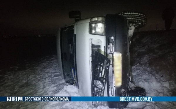 ДТП в Барановичском районе: травмирована пассажир микроавтобуса ДТП в Барановичском районе: травмирована пассажир микроавтобуса