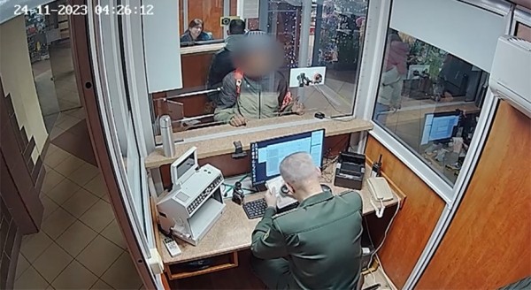 Индиец с поддельным паспортом пытался пересечь белорусско-польскую границу Индиец с поддельным паспортом пытался пересечь белорусско-польскую границу