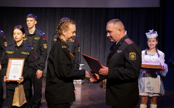 Интерактивная диалоговая площадка «Горжусь я Родиной своей» работала в Барановичах Интерактивная диалоговая площадка «Горжусь я Родиной своей» работала в Барановичах