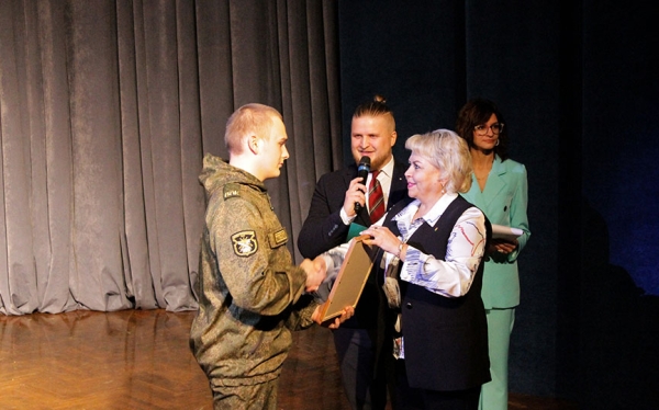 Интерактивная диалоговая площадка «Горжусь я Родиной своей» работала в Барановичах Интерактивная диалоговая площадка «Горжусь я Родиной своей» работала в Барановичах