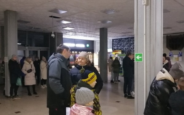 Как барановичские хоккеисты шумели в кинотеатре «Октябрь» Как барановичские хоккеисты шумели в кинотеатре «Октябрь»